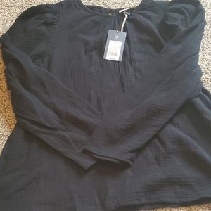 Women's long sleeve top